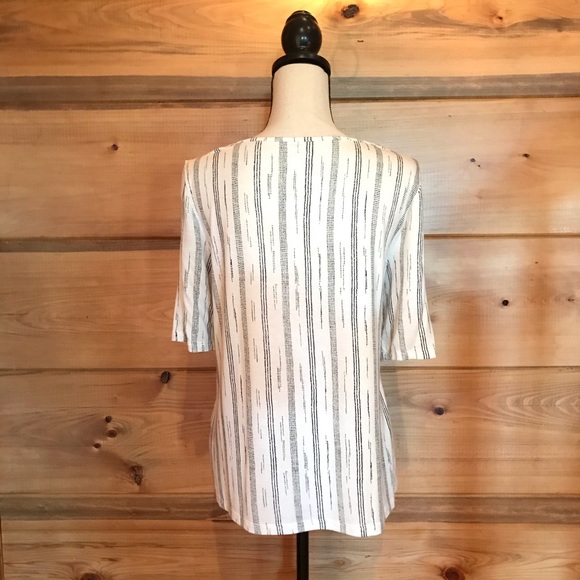 Apt 9 Modern Essentials Elbow Sleeve Top - Picture 2 of 5